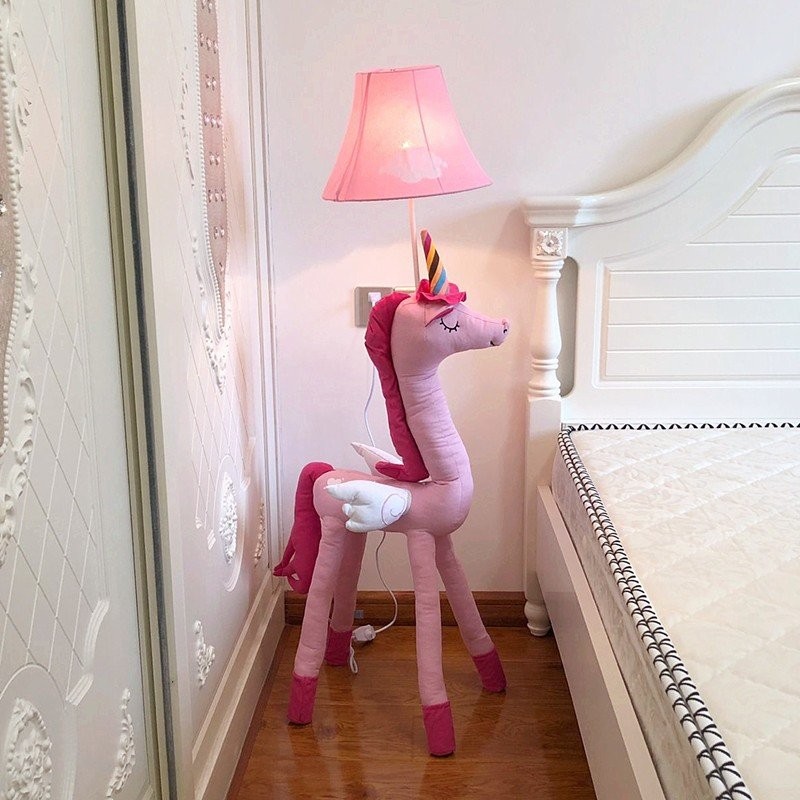 Đèn cây đứng Unicorn hồng
