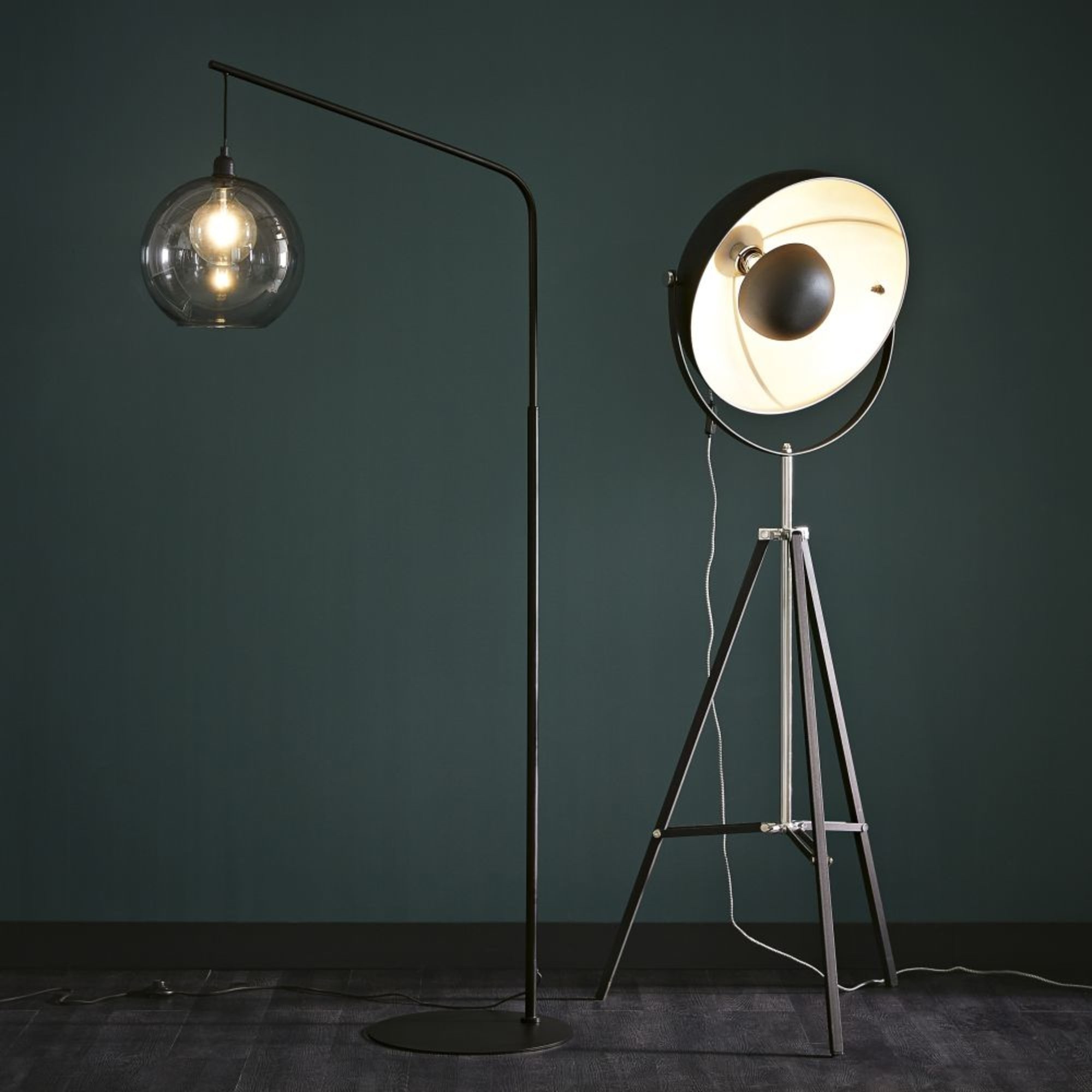 Đèn sàn studio Phera cao cấp được nhập khẩu từ Ý