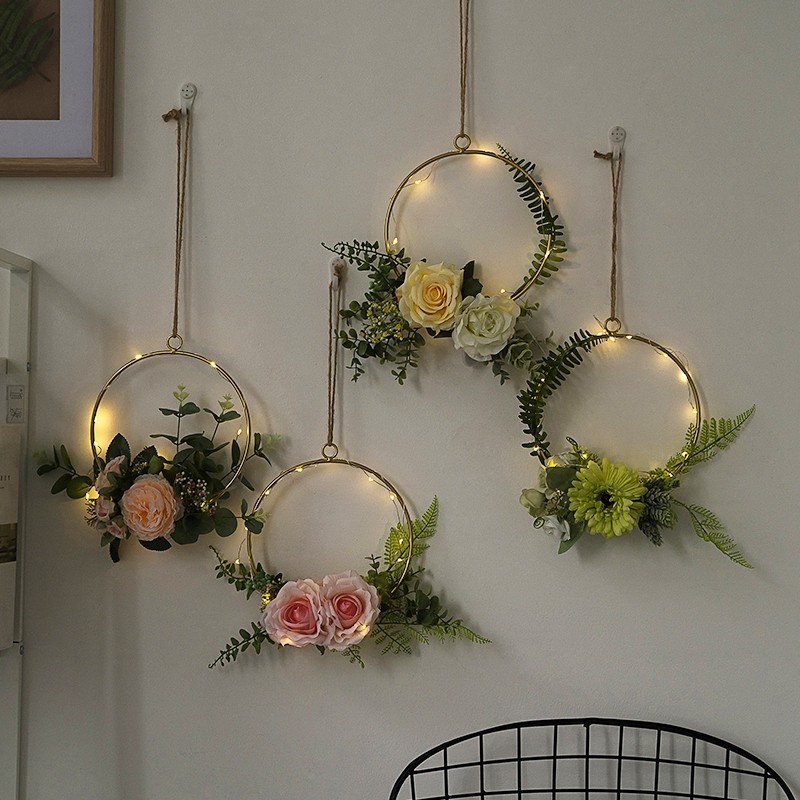 Có thể kết hợp cùng đèn dây đèn led để thêm rực rỡ