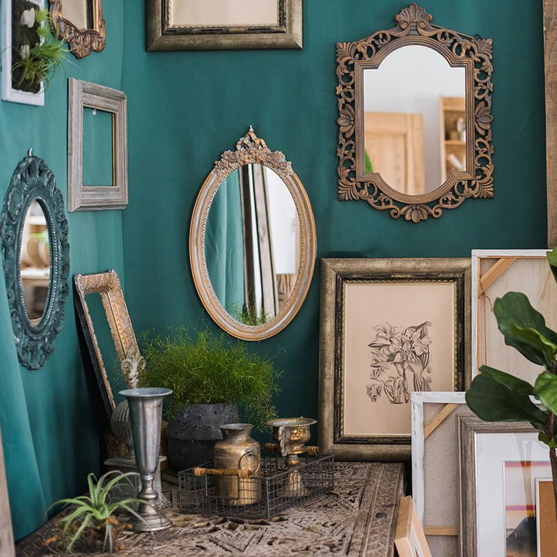 Gương treo tường cổ điển decor và trang trí không gian