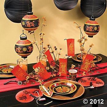 Trang trí bàn tết với phong bao lì xì