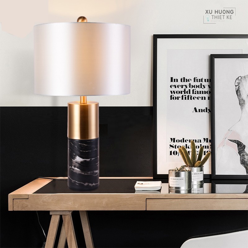 Đèn bàn Black Marbel phù hợp với những căn phòng có thiết kế đơn giản và sang trọng