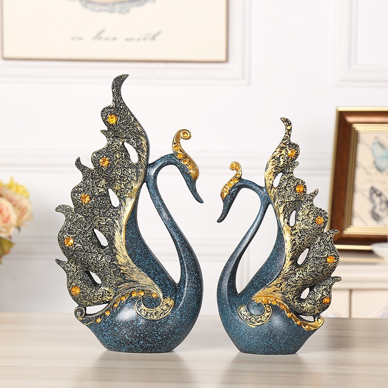 Tượng trang trí thiên nga Blue Loop biểu tượng cho tình yêu đôi lứa hạnh phúc