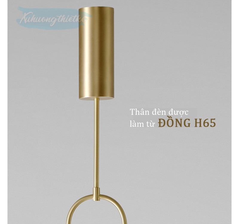 Với chất liệu làm từ đồng H65 và trải qua quy trình phun nhám, đèn Balance mang đến sự cao cấp và sang trọng cho không gian