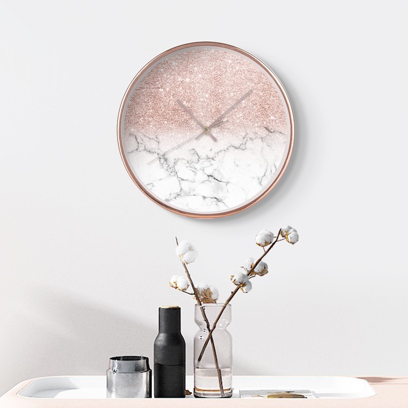 Đồng hồ treo tường Marble Sparkling thích hợp với các không gian pastel trong trẻo, ngọt ngào