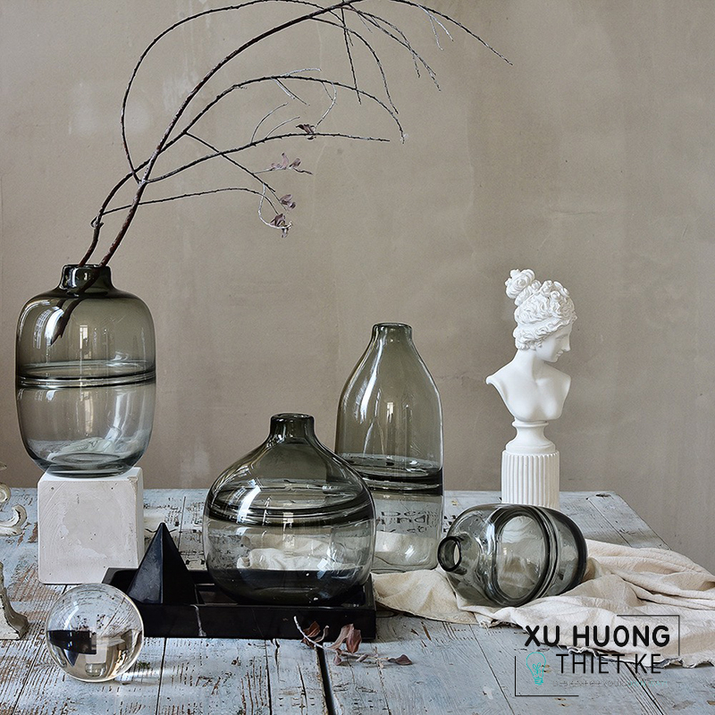 Bình hoa thủy tinh trang trí nhiều màu Victor Hugo