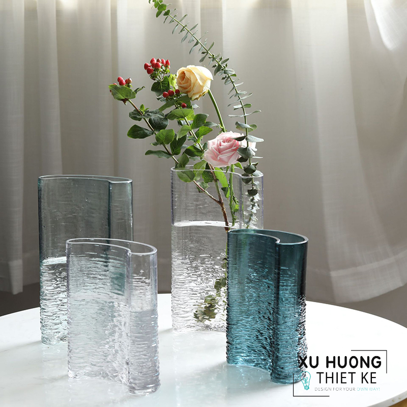 Lọ thủy tinh cắm 1 bông trong suốt Majori