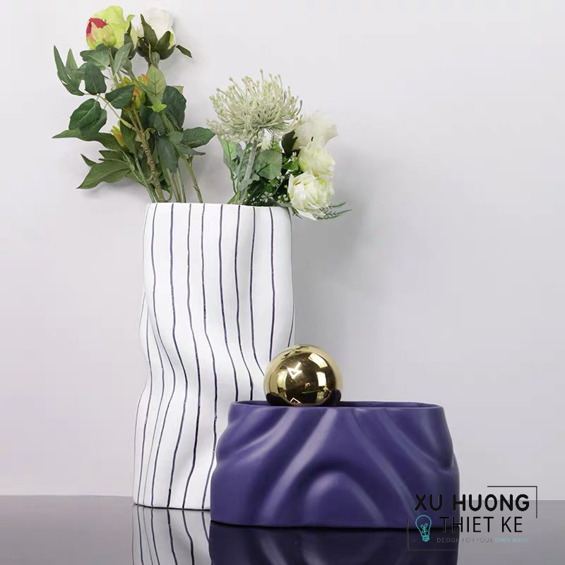 Tượng trang trí bình đựng bóng Adalicia