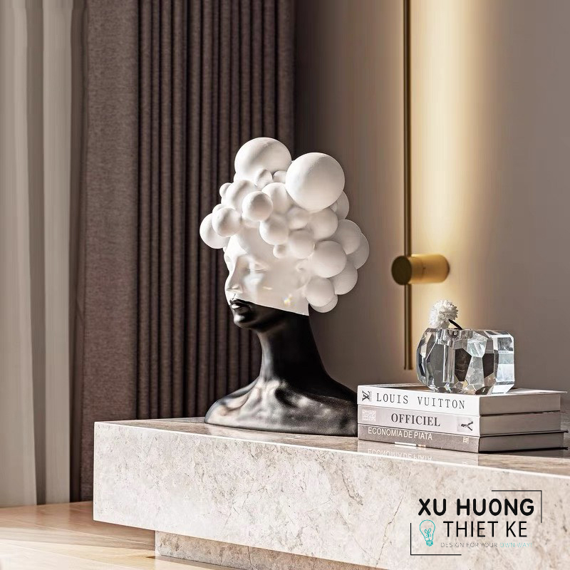 Tượng trang trí cô gái đầu mây đen trắng