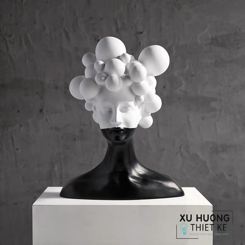 Tượng trang trí cô gái đầu mây đen trắng