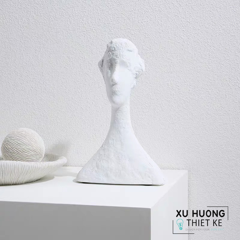 Tượng trang trí người phụ nữ Bắc Âu Adalene