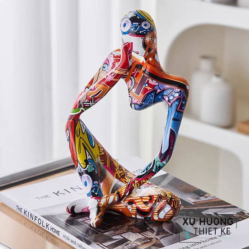 Tượng trang trí cô gái đa sắc trừu tượng