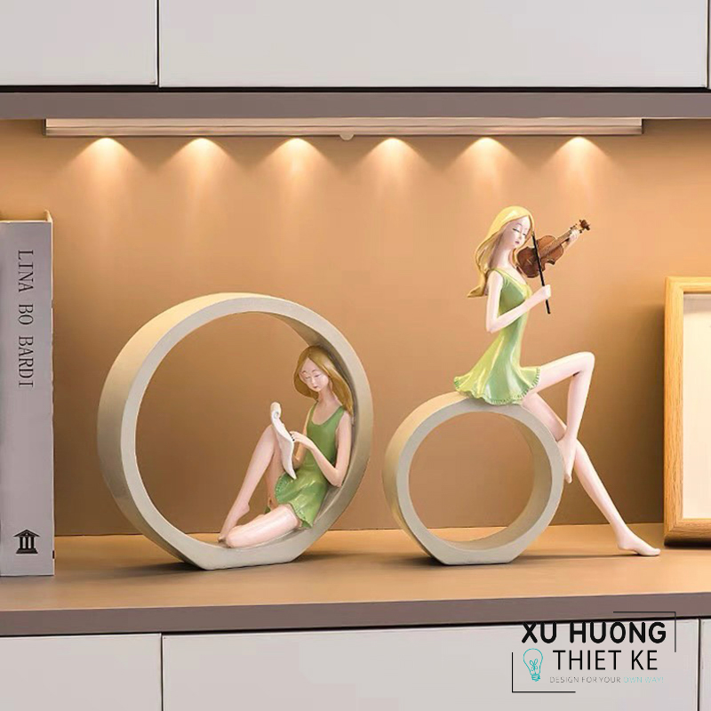 Tượng trang trí 2 cô gái đánh đàn