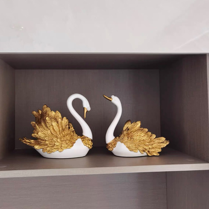 Tượng thiên nga trang trí