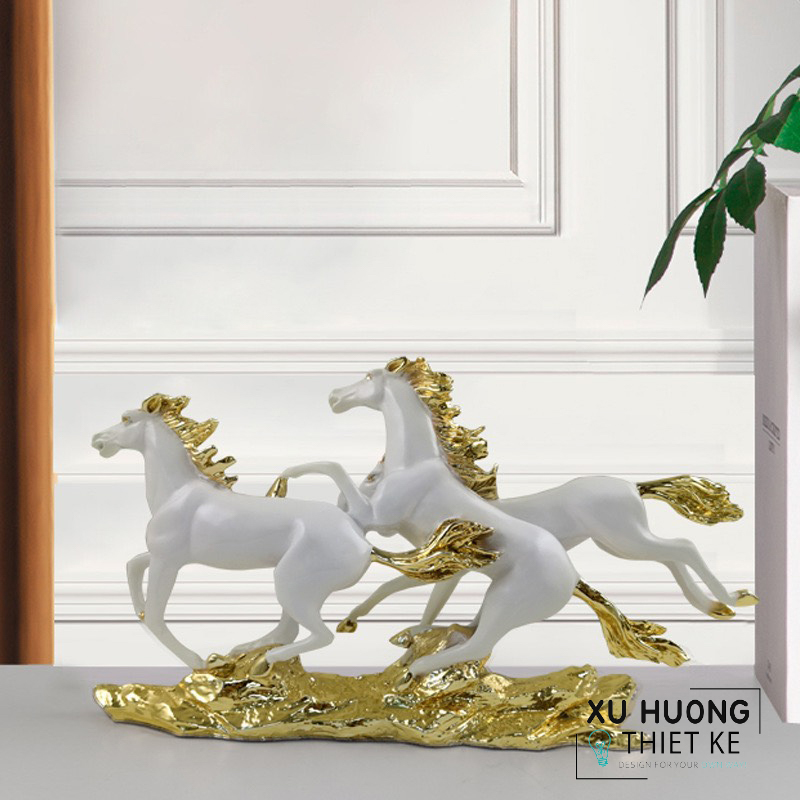 Tượng ngựa phong thủy phi nước đại Cotillard