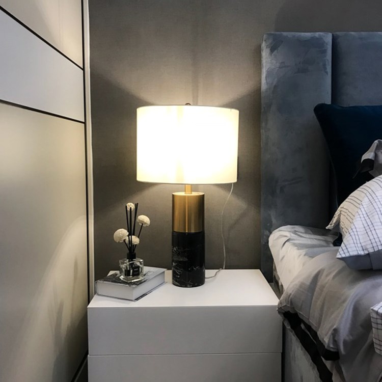 Đèn để bàn Black Marbel