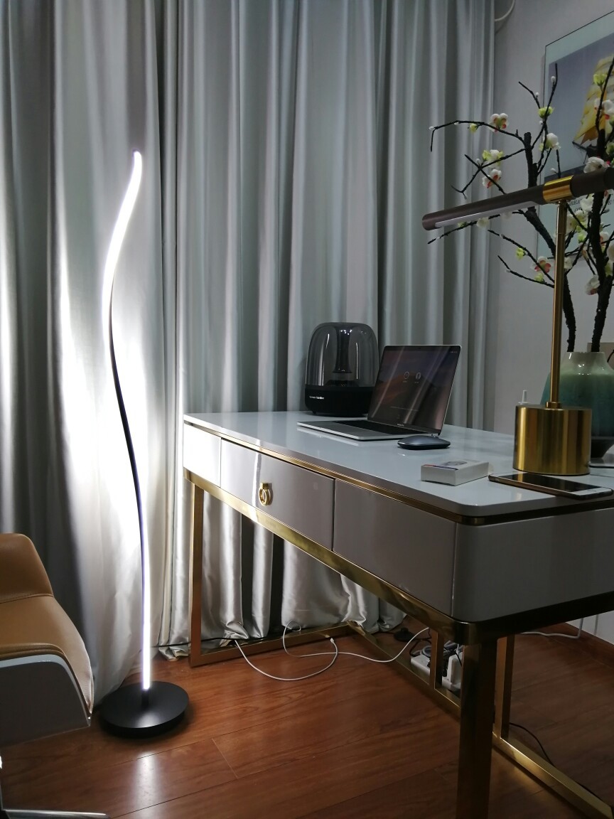 Đèn ngủ cây đứng Jivelus