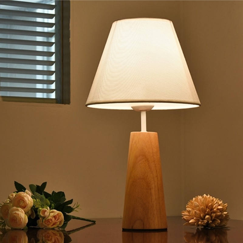 Đèn để bàn Kinie hình nấm