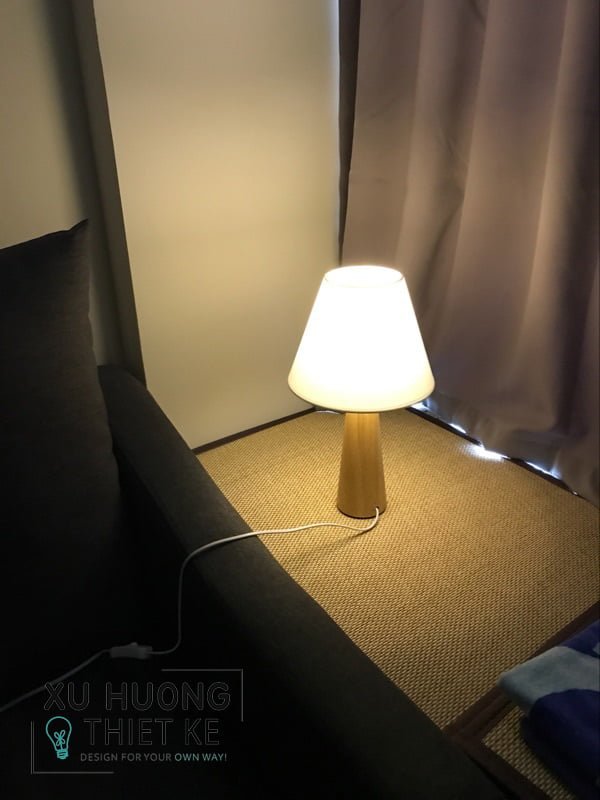 Đèn để bàn Kinie hình nấm