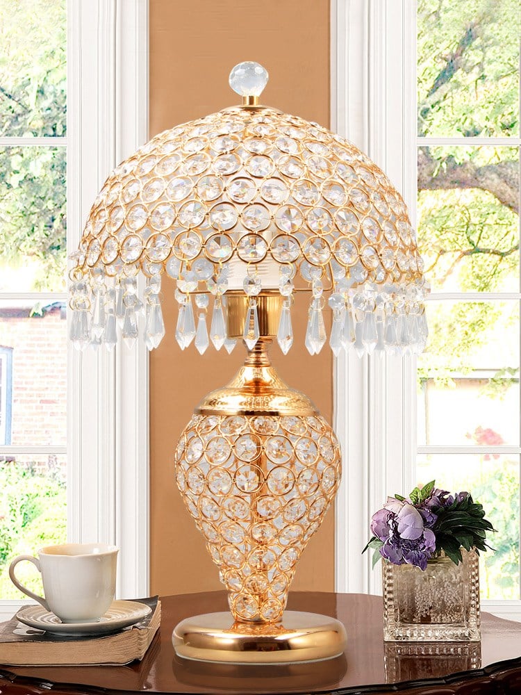 Đèn để bàn Queen