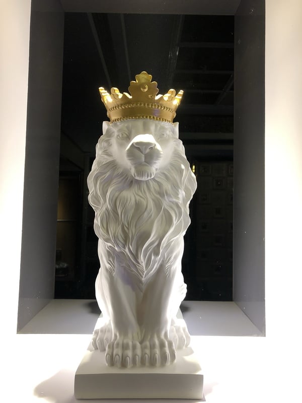Tượng trang trí Majestic Lion