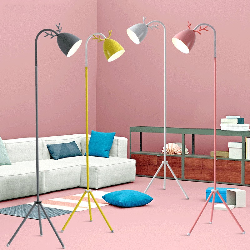 Đèn cây đứng trang trí phòng ngủ Pastel Late (4 màu)