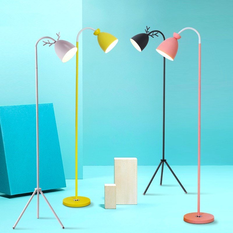 Đèn cây đứng trang trí phòng ngủ Pastel Late (4 màu)