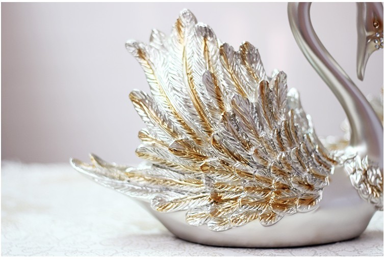 Tượng thiên nga Royal Dinnie