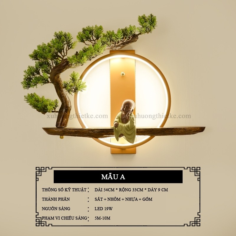 Đèn treo tường tiểu cảnh chú tiểu bên gốc bồ đề