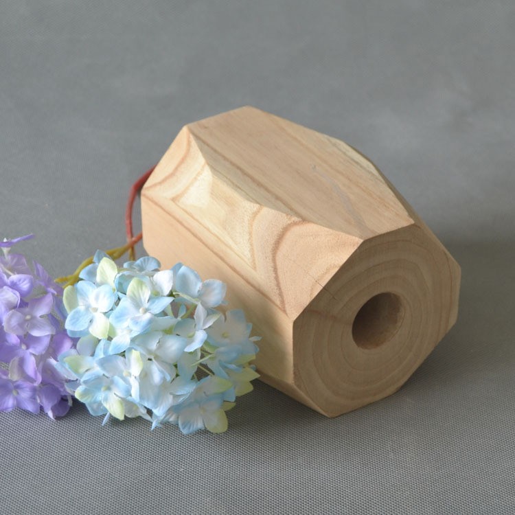 Bình cắm hoa bằng gỗ Zara