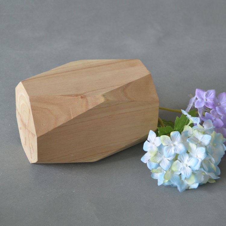 Bình cắm hoa bằng gỗ Zara