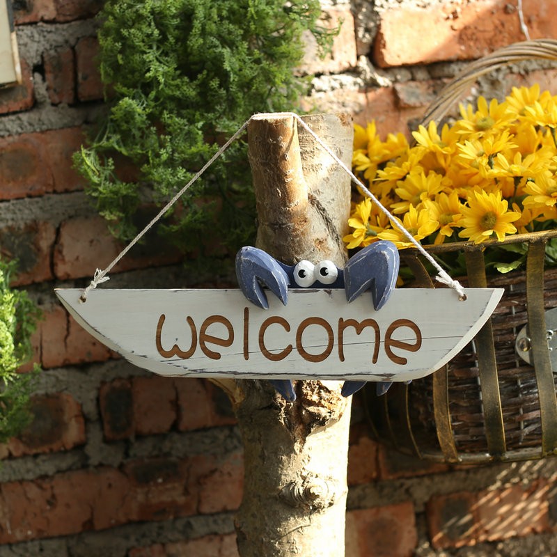 Bảng treo welcome Mr.Lobster