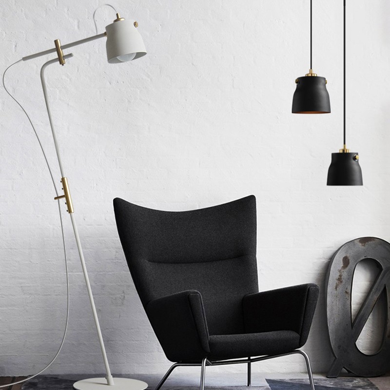 Đèn cây đứng Lacos