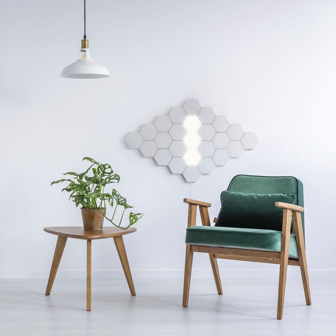 Đèn cảm biến ánh sáng Helios Touch