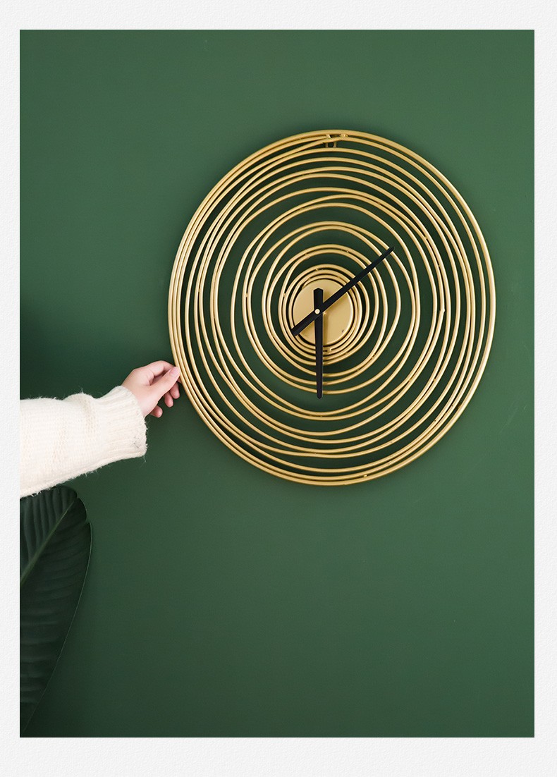 Đồng hồ treo tường nghệ thuật Circle Misty