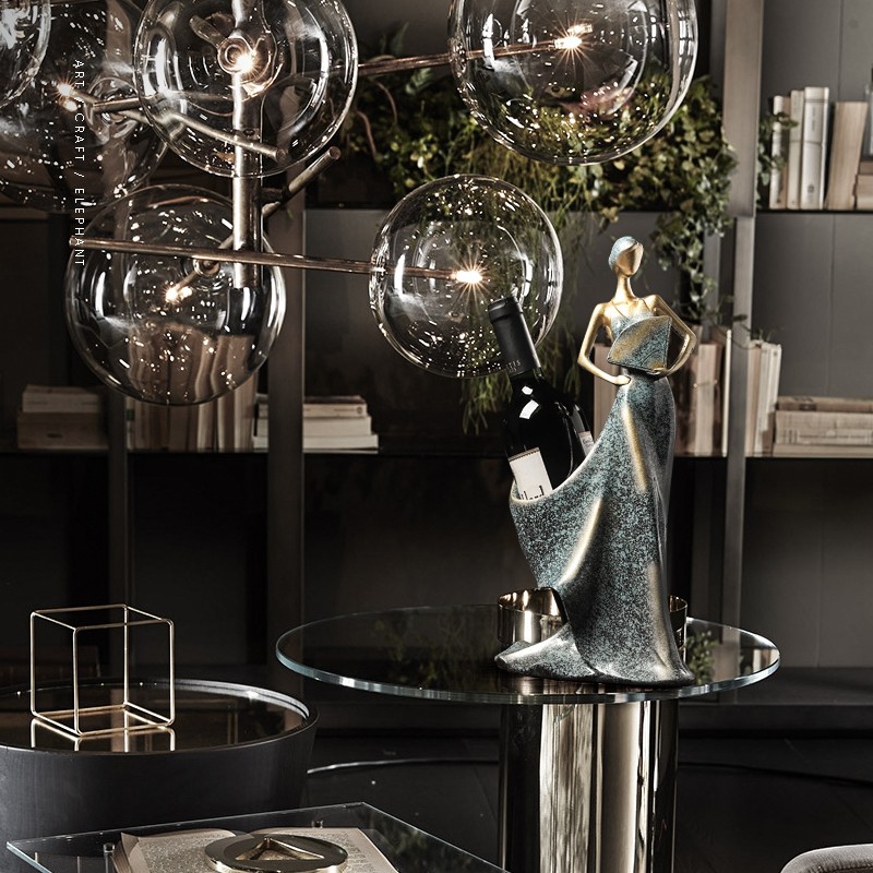 Tượng trang trí Vivian