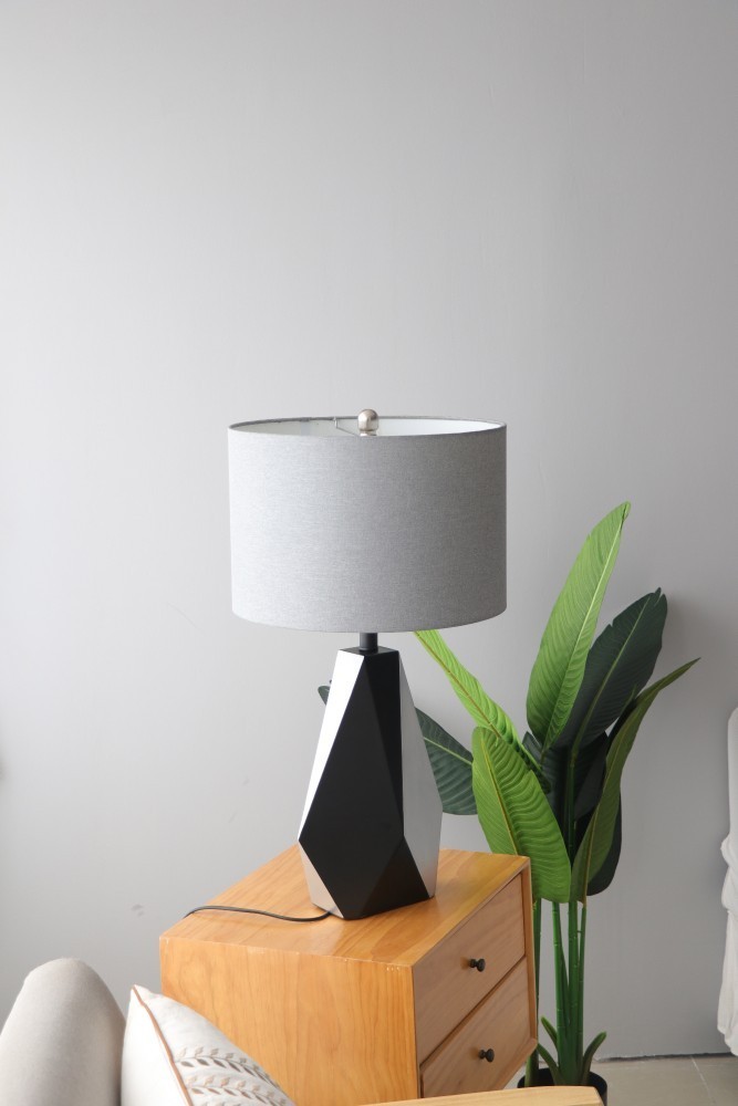 Đèn ngủ đầu giường Trico