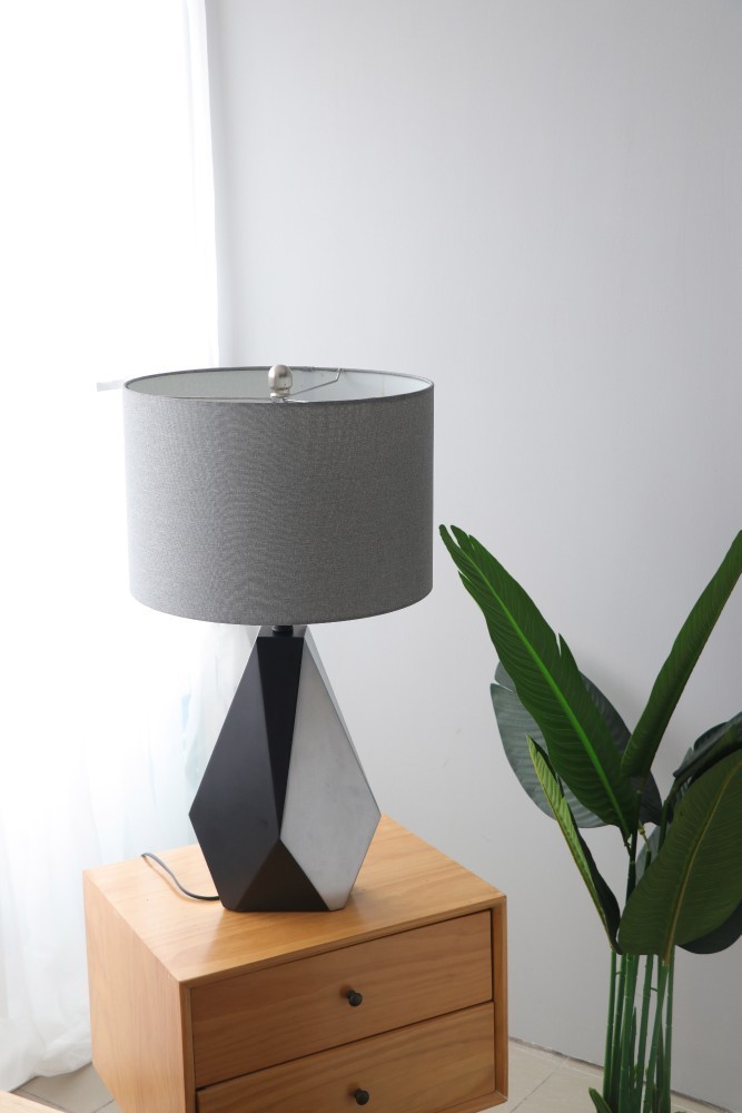 Đèn ngủ đầu giường Trico