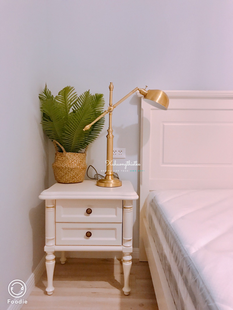 Đèn để bàn America Frida