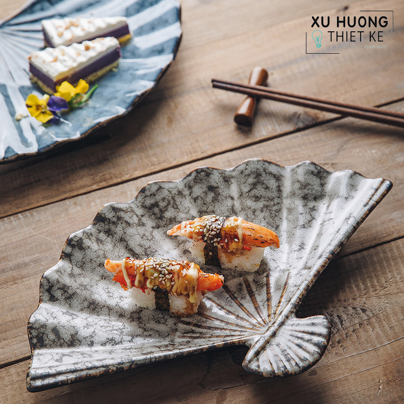 Dĩa ăn hình quạt