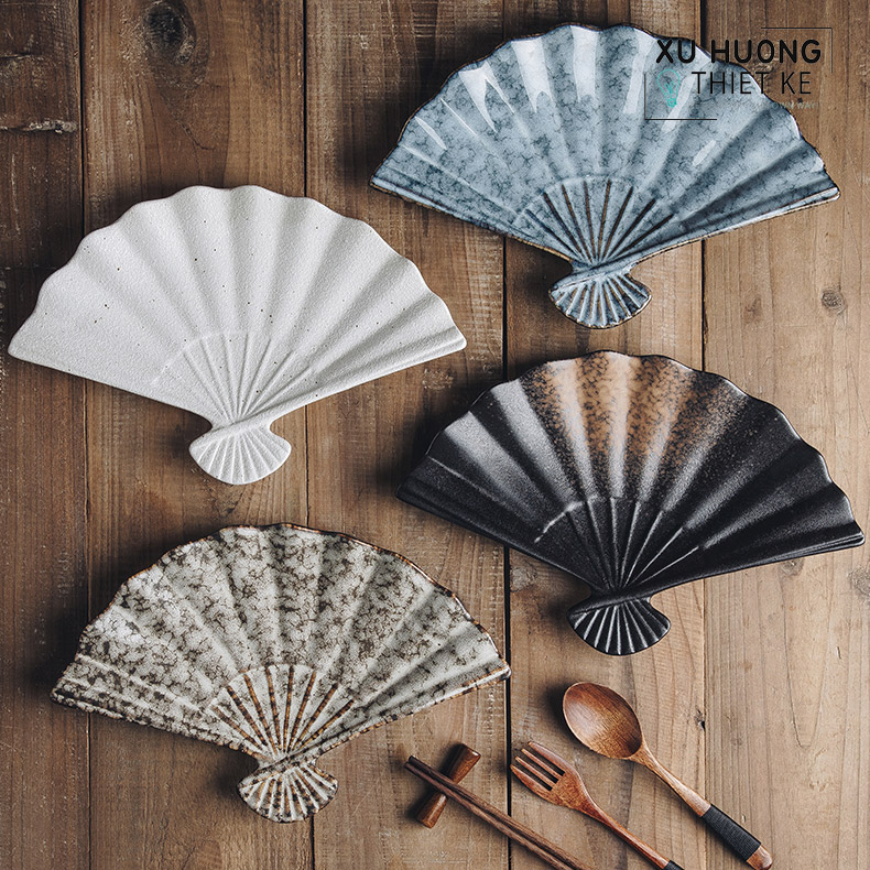 Dĩa ăn hình quạt