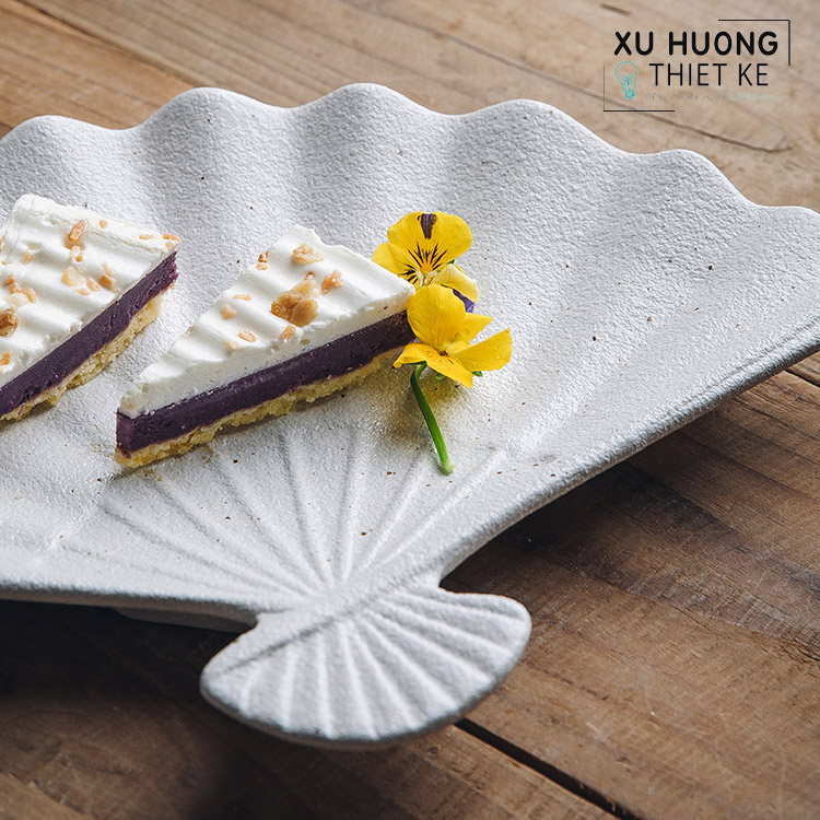 Dĩa ăn hình quạt