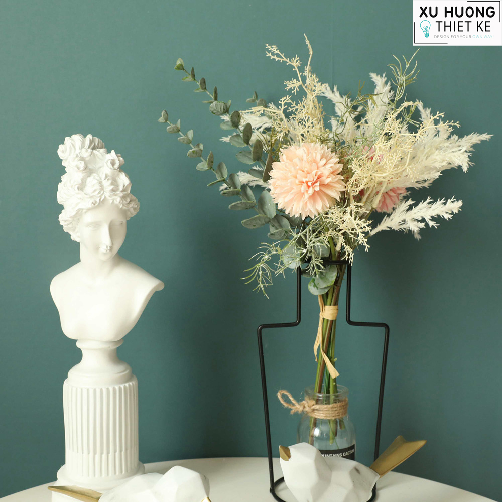 Bó hoa cỏ tuyết cầm tay