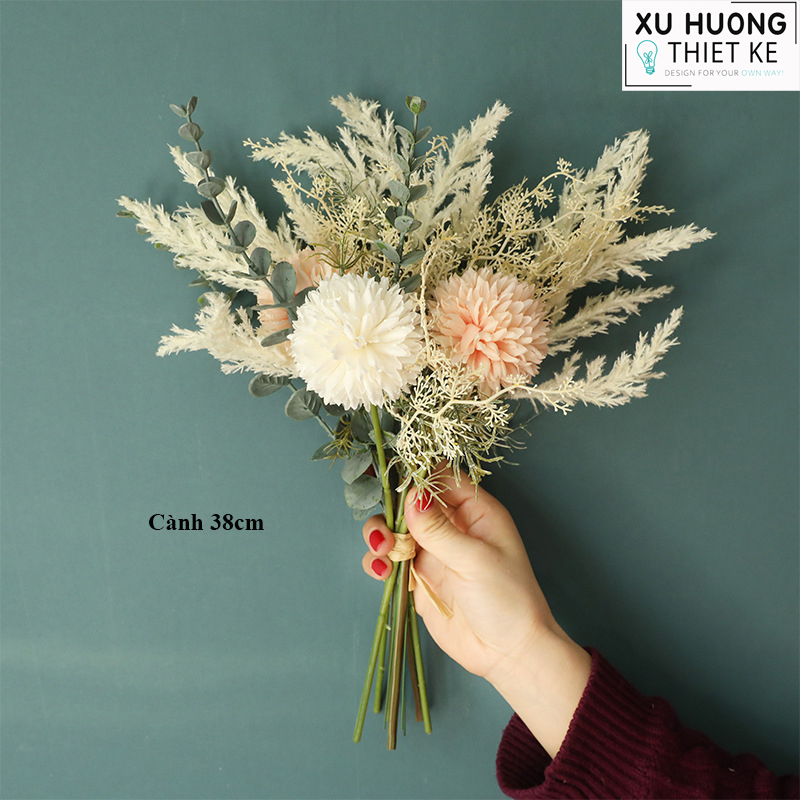 Bó hoa cỏ tuyết cầm tay